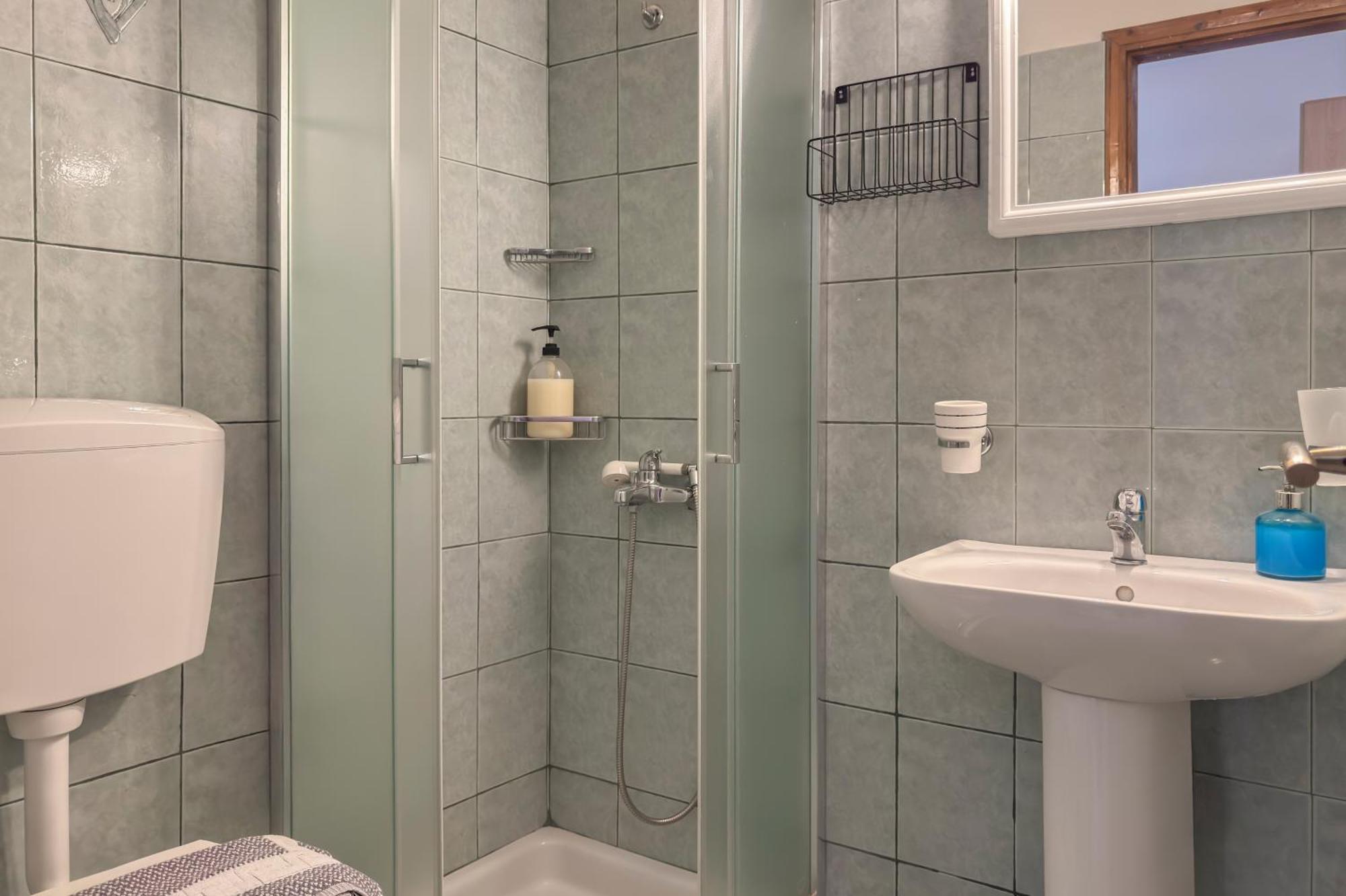 Alisahni Home 2 Daratsos Eksteriør bilde